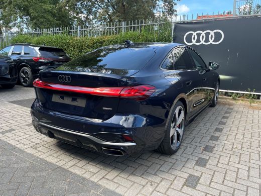 Audi A5 Limousine 2.0 e-hybrid quattro S edition Competition | 367 PK competition | Stoelventilatie | Dem... ActivLease financial lease