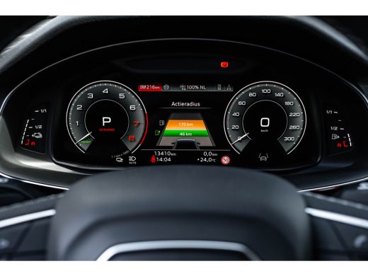 Audi Q8 55 TFSI e quattro Pro Line S 394 PK | Trekhaak | Panoramadak | Geheugen stoelen | Head-up ActivLease financial lease