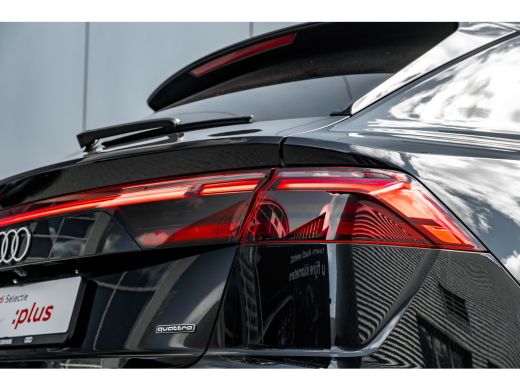 Audi Q8 55 TFSI e quattro Pro Line S 394 PK | Trekhaak | Panoramadak | Geheugen stoelen | Head-up ActivLease financial lease