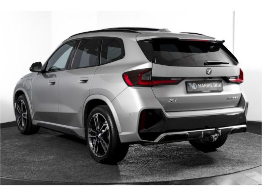 BMW X1 xDrive25e 245 PK M-Sport | Premium Pack | S/K-Panodak | Elek. Trekhaak | Dig. Cockpit | Cruise | ... ActivLease financial lease