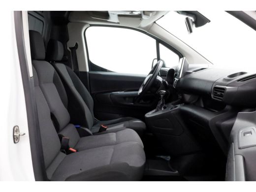 Citroën Berlingo 1.2 PureTech 110pk Benzine Airco/Navi/Camera/3Pers. 02-2021 ActivLease financial lease