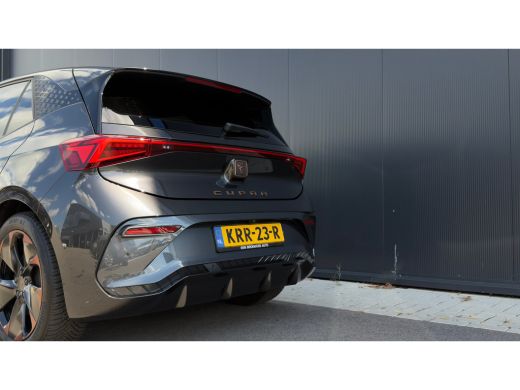CUPRA Born 231pk Copper Edition 62 kWh | 360 Camera | Alcantara Bekleding | Adaptive Cruise | Keyless | Verw... ActivLease financial lease