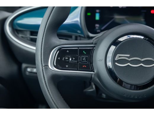 Fiat 500 Urban 42 kWh | Stoelverwarming | Achteruitrijcamera | Apple Carplay/Android Auto | Keyless | Park... ActivLease financial lease