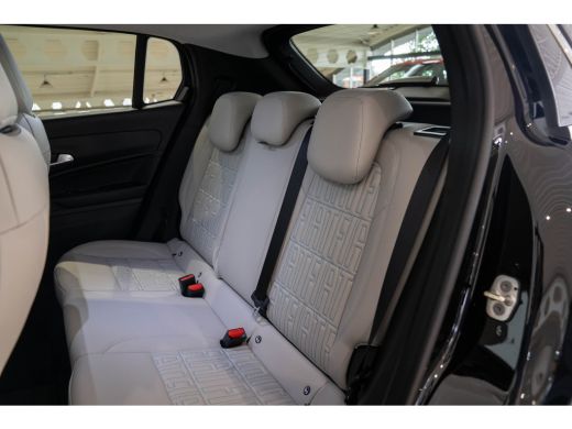 Fiat 600 1.2 Hybrid 145PK La Prima | Tot 8 Jaar Garantie | Camera | El. Achterklep | Navigatie | Stoelverw... ActivLease financial lease