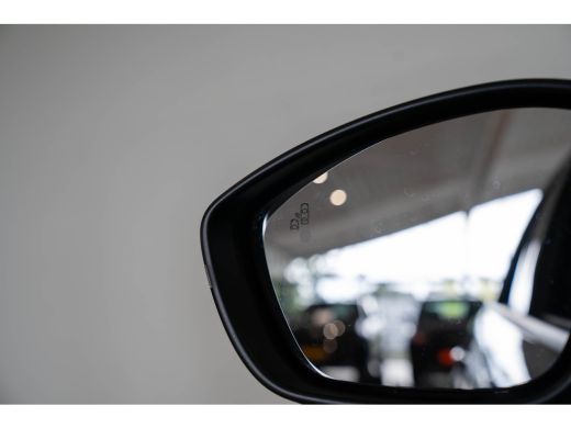 Fiat 600 1.2 Hybrid 145PK La Prima | Tot 8 Jaar Garantie | Camera | El. Achterklep | Navigatie | Stoelverw... ActivLease financial lease