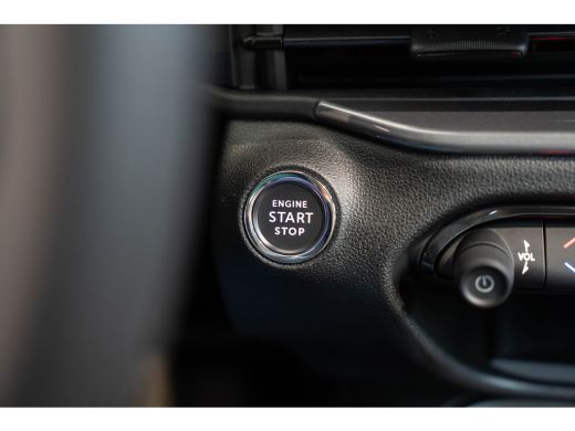 Fiat 600 1.2 Hybrid 145PK La Prima | Tot 8 Jaar Garantie | Camera | El. Achterklep | Navigatie | Stoelverw... ActivLease financial lease