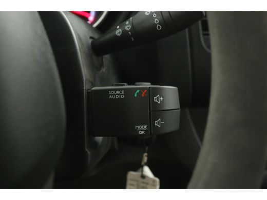 Fiat Talento 2.0 MultiJet 145PK L2H1 | Airco | Cruise | Camera | Navi | Trekhaak | 3 Zits | Parkeersens. ActivLease financial lease