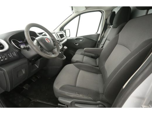 Fiat Talento 2.0 MultiJet 145PK L2H1 | Airco | Cruise | Camera | Navi | Trekhaak | 3 Zits | Parkeersens. ActivLease financial lease