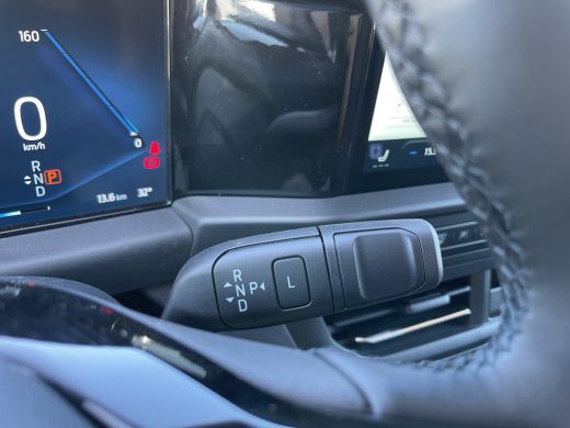 Ford E-Transit Custom 320 L1H1 Limited 71 kWh | Winterpack | Adap. Cruise Control | Trekhaak | Camera | | 13 polige tre... ActivLease financial lease