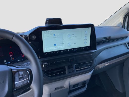 Ford E-Transit Custom 320 L1H1 Limited 71 kWh | Winterpack | Adap. Cruise Control | Trekhaak | Camera | | 13 polige tre... ActivLease financial lease