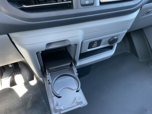 Ford E-Transit Custom 320 L1H1 Limited 71 kWh | Winterpack | Adap. Cruise Control | Trekhaak | Camera | | 13 polige tre... ActivLease financial lease