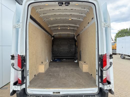 Ford E-Transit 68kWh L4H3 316km WLTP BEV Snelladen Carplay Climate control 360&deg; camera Parkeersensoren v+a Stoel... ActivLease financial lease