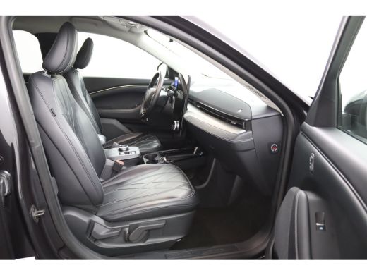Ford Mustang Mach-E Mach-E RWD 75 kWh | B&O Audio | Elektrische Achterklep | Stoelverwarming | 360 Camera | CarPlay/A... ActivLease financial lease
