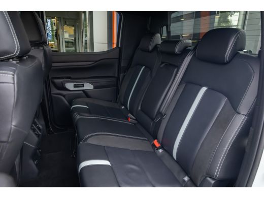 Ford Ranger Plug-in-Hybrid Stormtrak e-4WD | Adaptive cruisecontrol (Adaptive Cruise Control) | Audio-navigat... ActivLease financial lease