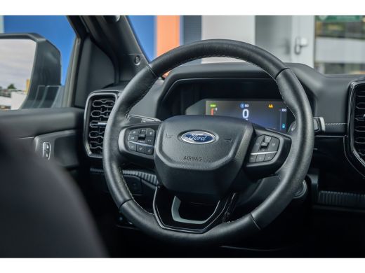 Ford Ranger Plug-in-Hybrid Stormtrak e-4WD | Adaptive cruisecontrol (Adaptive Cruise Control) | Audio-navigat... ActivLease financial lease