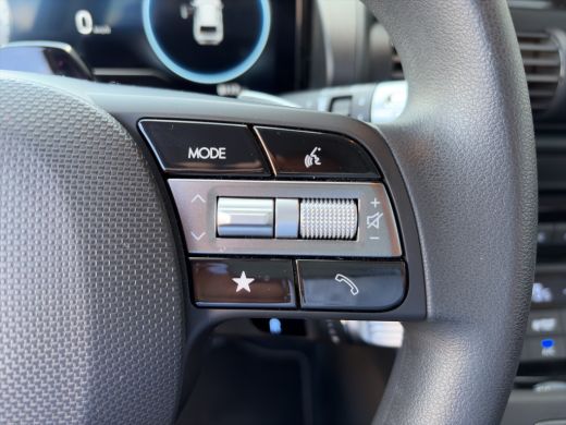 Hyundai Inster E-Motion 42kWh 97pk | Camera | Carplay | Navigatie | Adaptive Cruise Control | Climate Control | ... ActivLease financial lease