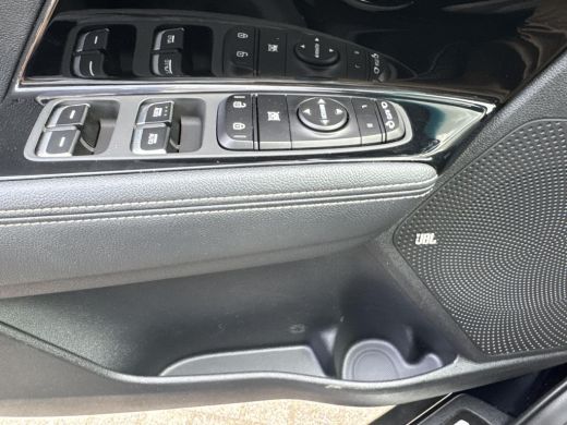 Kia e-Niro DynamicLine 64 kWh Navigatie Camera ActivLease financial lease