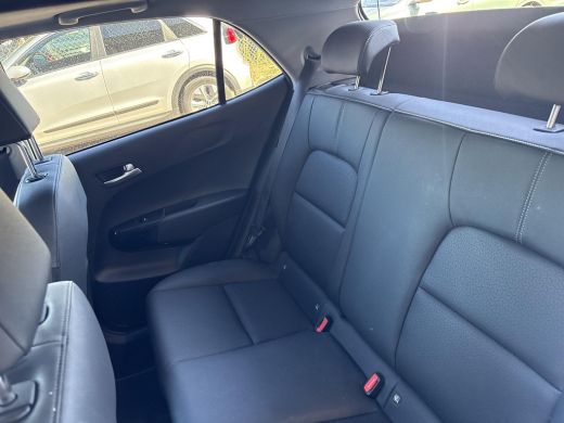 Kia Picanto 1.0 DPI GT-Line | SchuifDak | Leder | 16inch | Keyless ActivLease financial lease