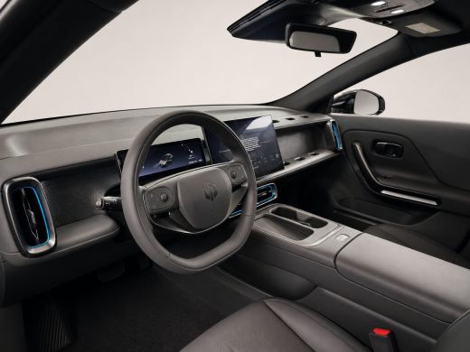 Leapmotor B05 ProMax Design 67.1 kWh | Carplay | Adaptieve Cruise Control | Panoramadak | Parkeersensor achter ... ActivLease financial lease