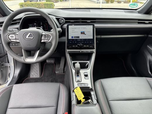 Lexus LBX 1.5 Emotion 2WD Tech Pack | Lederen bekleding | Stoel & Stuur verwarming | ActivLease financial lease