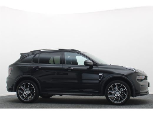 Lynk & Co 01 1.5 Plug-in Hybrid 360&deg; Camera, Panoramadak, Apple Carplay, ACC, Keyless, Zwarte hemel,, LED, 20'' ActivLease financial lease