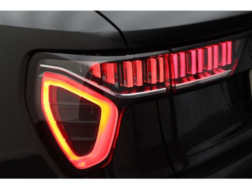 Lynk & Co 01 1.5 Plug-in Hybrid 360&deg; Camera, Panoramadak, Apple Carplay, ACC, Keyless, Zwarte hemel,, LED, 20'' ActivLease financial lease