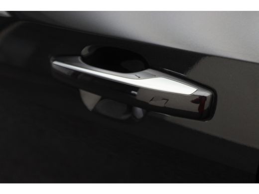 Lynk & Co 01 1.5 Plug-in Hybrid 360&deg; Camera, Panoramadak, Apple Carplay, ACC, Keyless, Zwarte hemel,, LED, 20'' ActivLease financial lease
