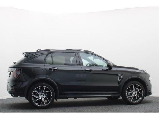 Lynk & Co 01 1.5 Plug-in Hybrid 360&deg; Camera, Panoramadak, Apple Carplay, ACC, Keyless, Zwarte hemel,, LED, 20'' ActivLease financial lease