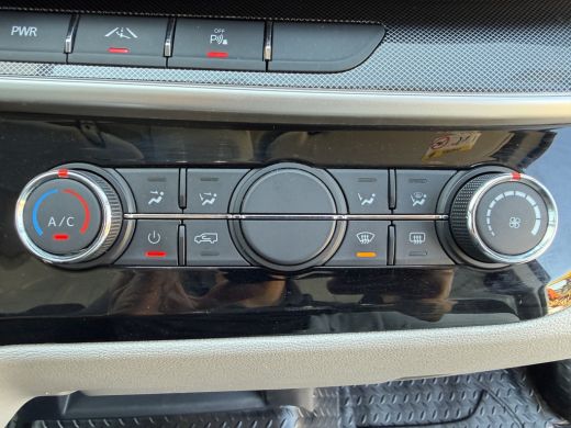 Maxus eDeliver9 72 kWh 204PK L2H2 280km WLTP Snelladen LED Carplay Cruise control Camera Airco Parkeersensoren v+a ActivLease financial lease