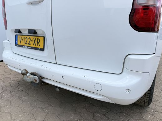 Opel Combo 1.5D 130PK Automaat L1 Climate Control Cruise Control Carplay Parkeersensoren Achter Trekhaak Camera ActivLease financial lease