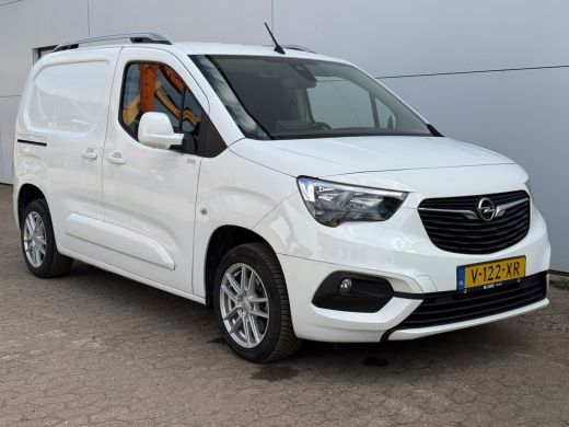 Opel Combo 1.5D 130PK Automaat L1 Climate Control Cruise Control Carplay Parkeersensoren Achter Trekhaak Camera ActivLease financial lease