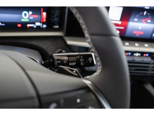Opel Grandland 1.6 Turbo Plug-in-Hybrid Edition | 7.4KW Boordlader | Trekhaak | All-Season Banden | Stoel & Stuu... ActivLease financial lease