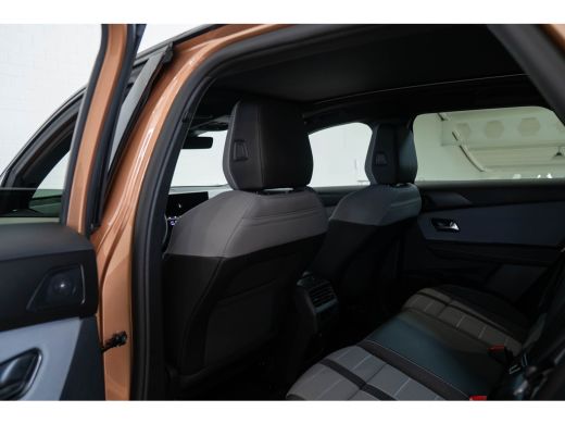 Opel Grandland GS Panoramadak | Head-up | Trekhaak | Focal Sound System | AGR Stoelen | Navigatie | ActivLease financial lease