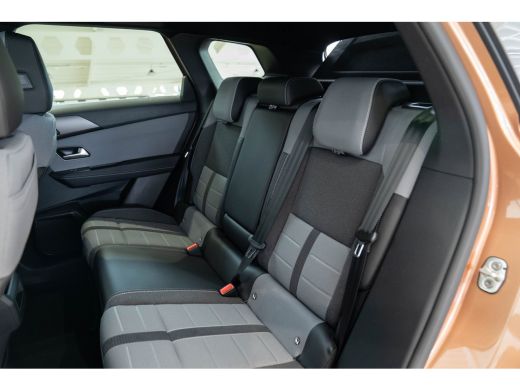 Opel Grandland GS Panoramadak | Head-up | Trekhaak | Focal Sound System | AGR Stoelen | Navigatie | ActivLease financial lease