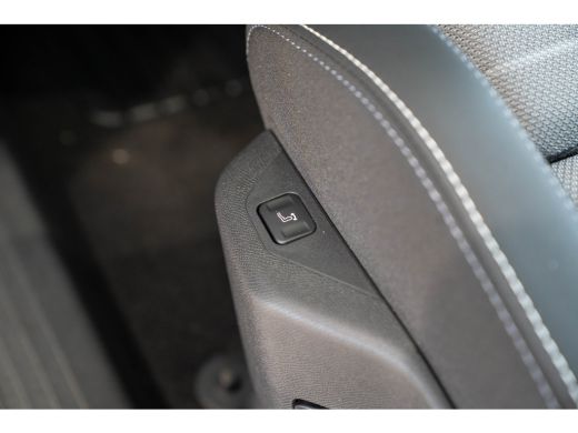 Opel Grandland GS Panoramadak | Head-up | Trekhaak | Focal Sound System | AGR Stoelen | Navigatie | ActivLease financial lease