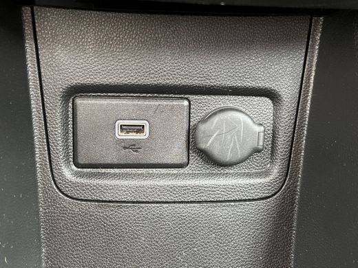 Opel KARL 1.0 ecoFLEX 120 Jaar Edition Airco | Cruise control | BTW auto | Spiegels elektrisch verstelbaar | ActivLease financial lease