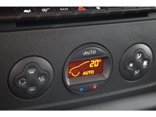 Opel Movano 2.3 Turbo 150pk L2H2 Airco/Navi/Camera 11-2020 ActivLease financial lease