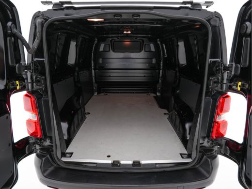 Opel Vivaro-e Edition M L2/H1 50 kWh 3-Pers [ 3-Fase-11kw] Aut. *DIGI-COCKPIT | AIRCO | PDC | CRUISE | CCS-FAST... ActivLease financial lease