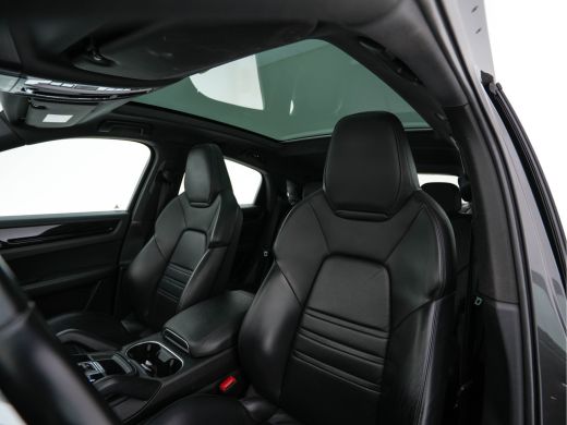 Porsche Cayenne 3.0 E-Hybrid AWD (Plug-in) {SoH-94%} (INCL-BTW) Aut. *PANO | LEATHER | FULL-LED | SPORT-CHRONO | ... ActivLease financial lease
