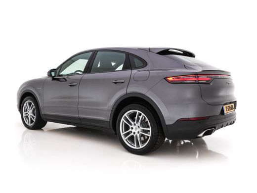 Porsche Cayenne 3.0 E-Hybrid AWD (Plug-in) {SoH-94%} (INCL-BTW) Aut. *PANO | LEATHER | FULL-LED | SPORT-CHRONO | ... ActivLease financial lease