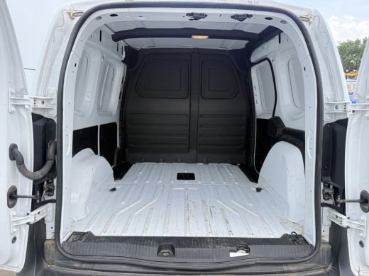 Renault Kangoo E-Tech 45kWh 122PK L1 300km WLTP Climate Control Carplay Parkeersensoren 360&deg; Snelladen ActivLease financial lease