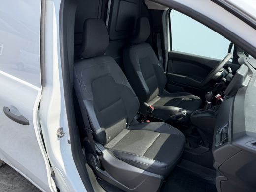 Renault Kangoo E-Tech 45kWh 122PK L1 300km WLTP Climate Control Carplay Parkeersensoren 360&deg; Snelladen ActivLease financial lease