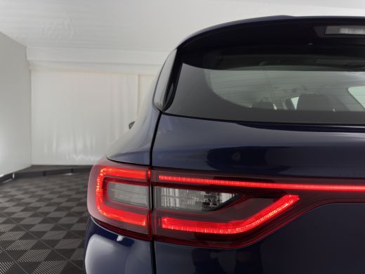 Renault Talisman 1.5 dCi Zen *NAVI-FULLMAP | MASSAGE-COMFORTSEATS | ECC | PDC | CRUISE | TOWBAR | 17''ALU* ActivLease financial lease