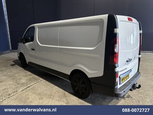 Renault Trafic 2.0 dCi 131pk L2H1 Euro6 Airco | LED | Cruisecontrol | 2500kg Trekhaak | Parkeersensoren Bijrijde... ActivLease financial lease