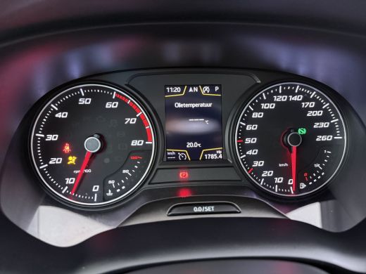 Seat Ateca 1.4 EcoTSI FR Business Intense | Achterbank in delen neerklapbaar | Airco (automatisch) | Alarm k... ActivLease financial lease