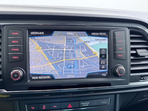 Seat Ateca 1.4 EcoTSI FR Business Intense | Achterbank in delen neerklapbaar | Airco (automatisch) | Alarm k... ActivLease financial lease