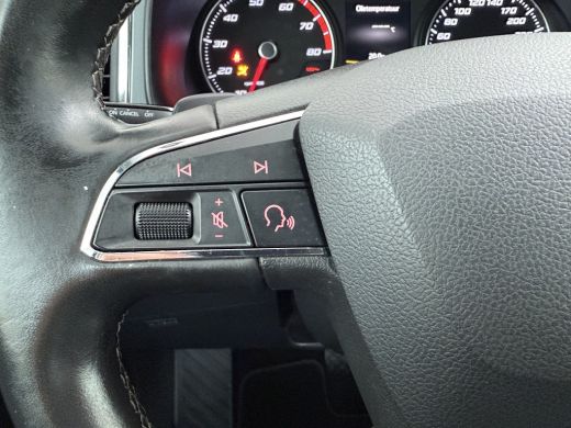 Seat Ateca 1.4 EcoTSI FR Business Intense | Achterbank in delen neerklapbaar | Airco (automatisch) | Alarm k... ActivLease financial lease