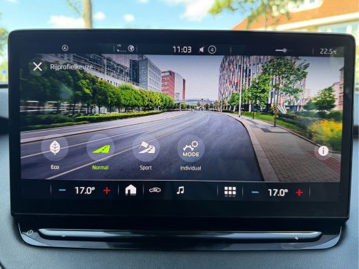 Skoda Enyaq iV 80 SOH 93% PANODAK LEDER NAVI DIGI-DASH APPLE-CARPLAY CRUISE CONTROL LED LMV PDC ActivLease financial lease