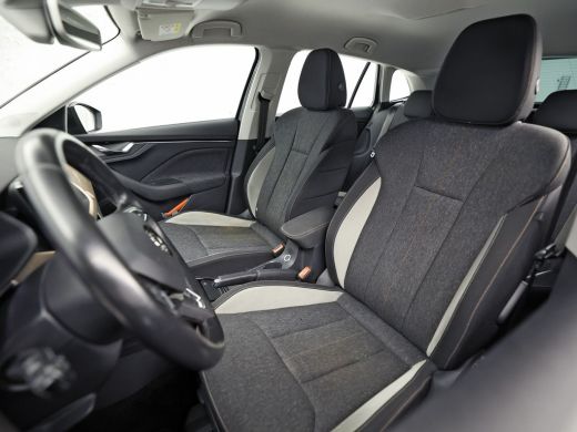 Skoda Scala 1.0 TSI Sport Automaat (GROOT NAVI, VIRTUAL COCKPIT, CLIMATE, APPLE CARPLAY, STOELVERWARMING, NIE... ActivLease financial lease