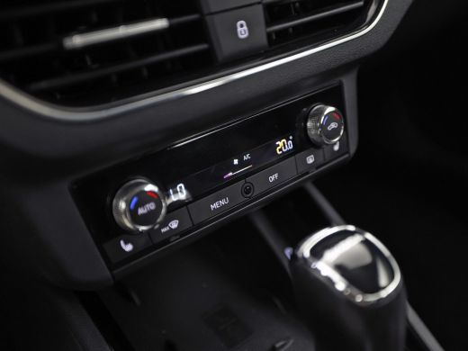Skoda Scala 1.0 TSI Sport Automaat (GROOT NAVI, VIRTUAL COCKPIT, CLIMATE, APPLE CARPLAY, STOELVERWARMING, NIE... ActivLease financial lease